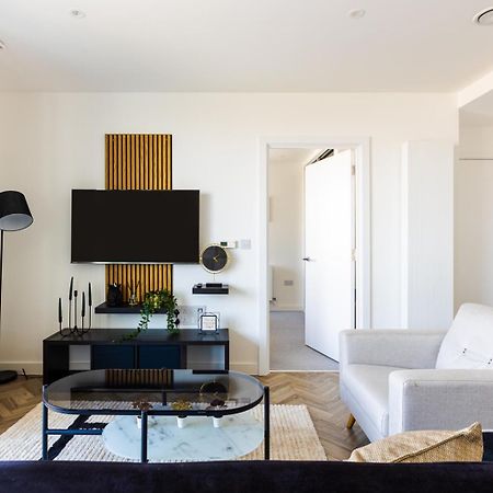 Luxury Apt Near Canary Wharf With Stunning Views Londra Dış mekan fotoğraf